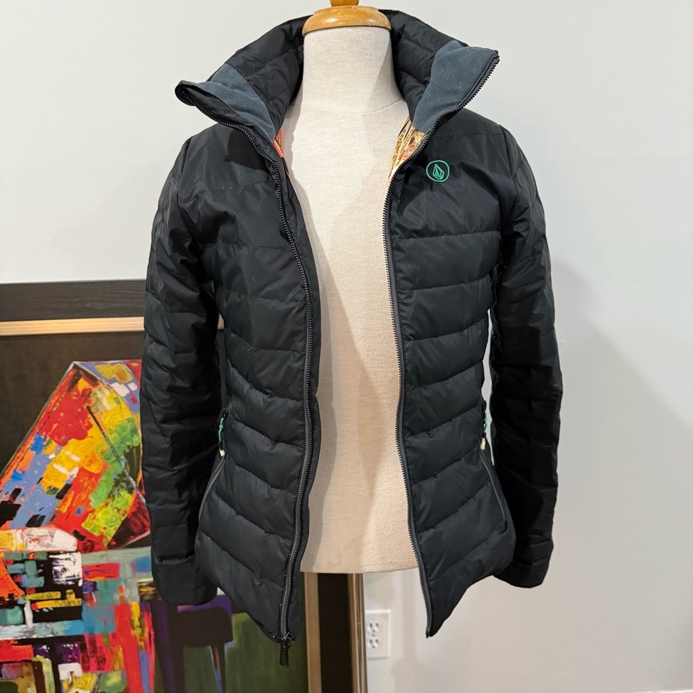Volcom Black Puffer Jacket - Picture 9 of 14